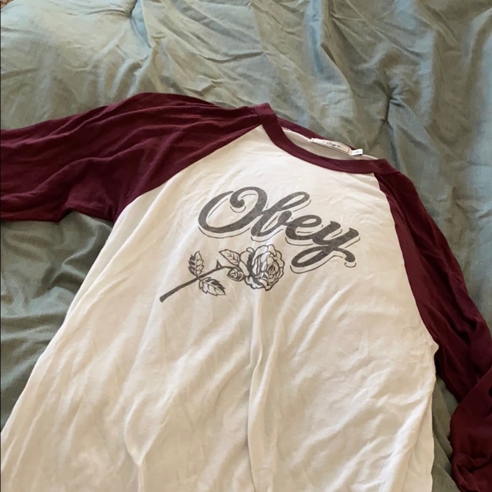 Obey baseball tee